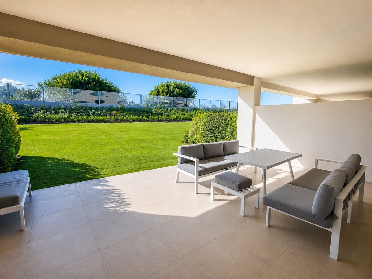 Ground Floor Apartment in Casares Playa — photo 1 of 10