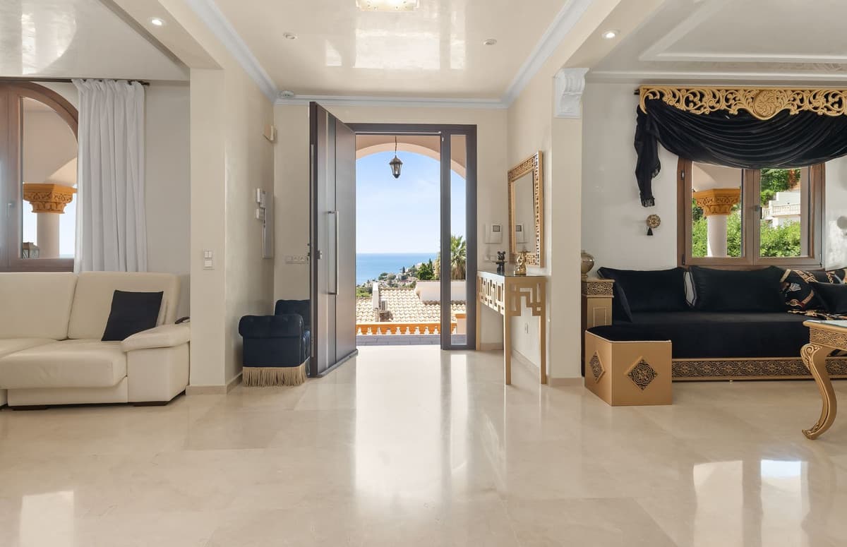 Detached Villa in Benalmadena Costa — photo 9 of 10
