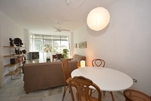 Middle Floor Apartment in The Golden Mile — photo 5 of 10