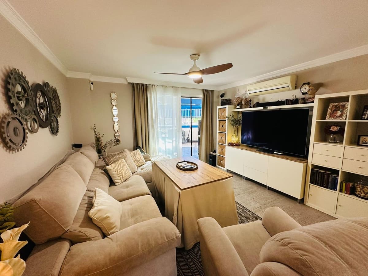 Middle Floor Apartment in Fuengirola — photo 3 of 10