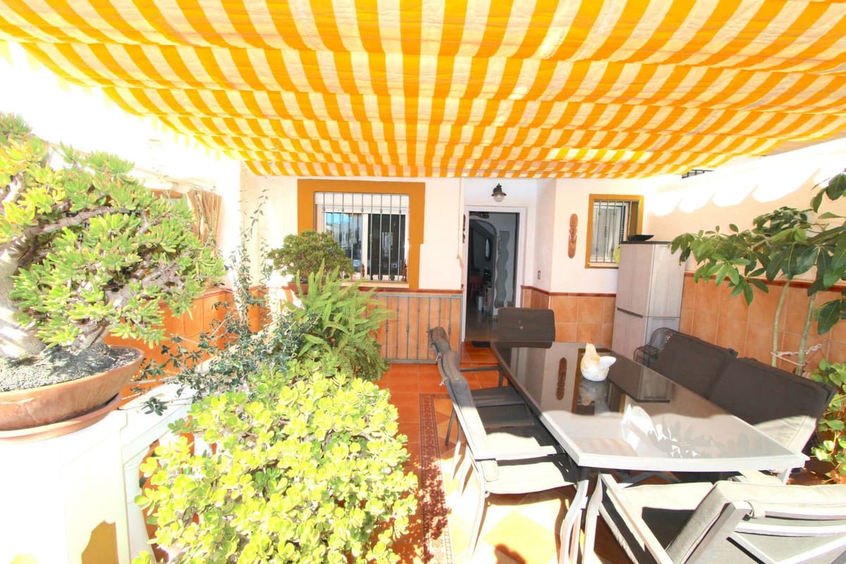 Townhouse in Marbella — photo 1 of 10