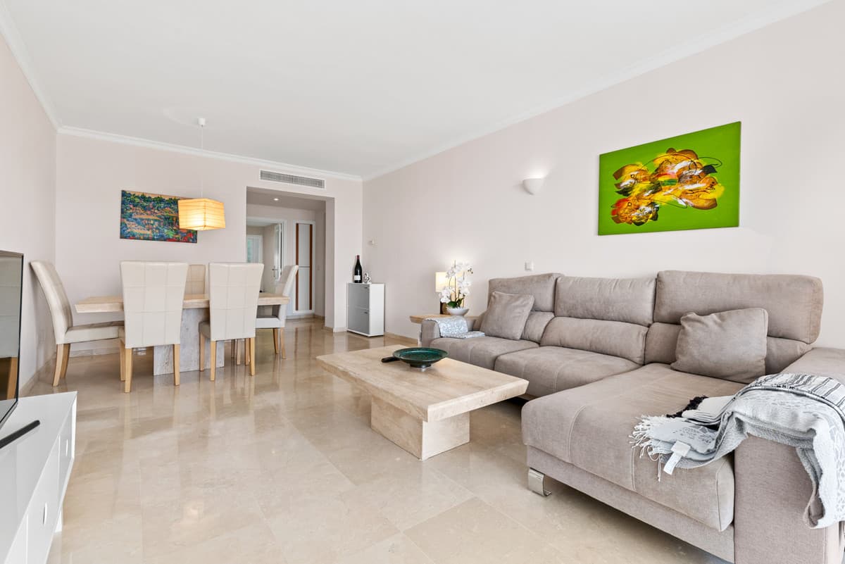 Ground Floor Apartment in Benahavís — photo 10 of 10