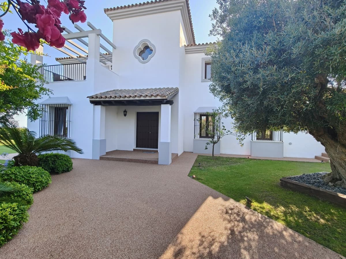 Detached Villa in San Diego — photo 7 of 10