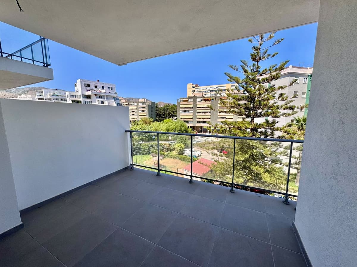 Middle Floor Apartment in Benalmadena Costa — photo 3 of 10