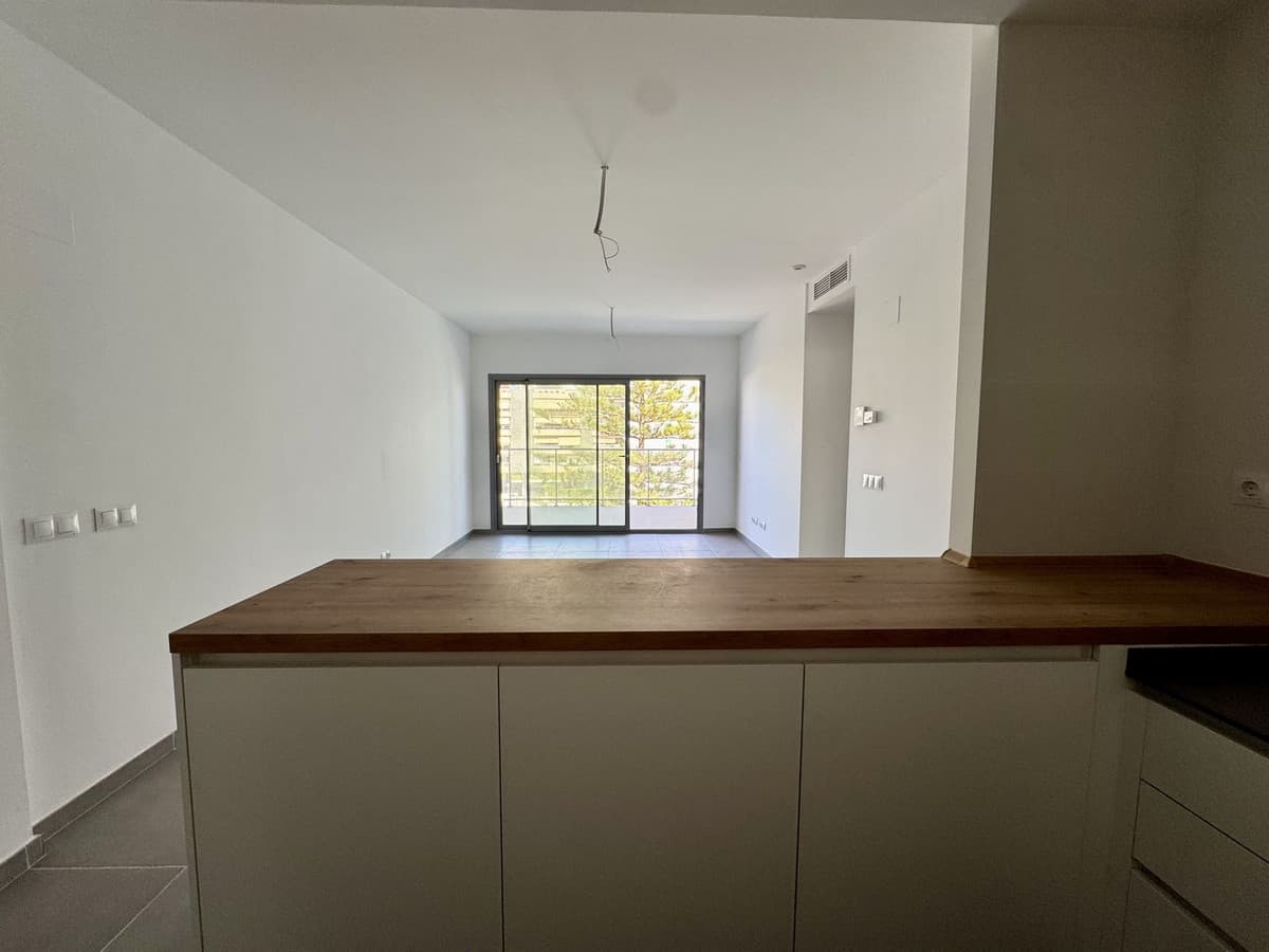 Middle Floor Apartment in Benalmadena Costa — photo 8 of 10