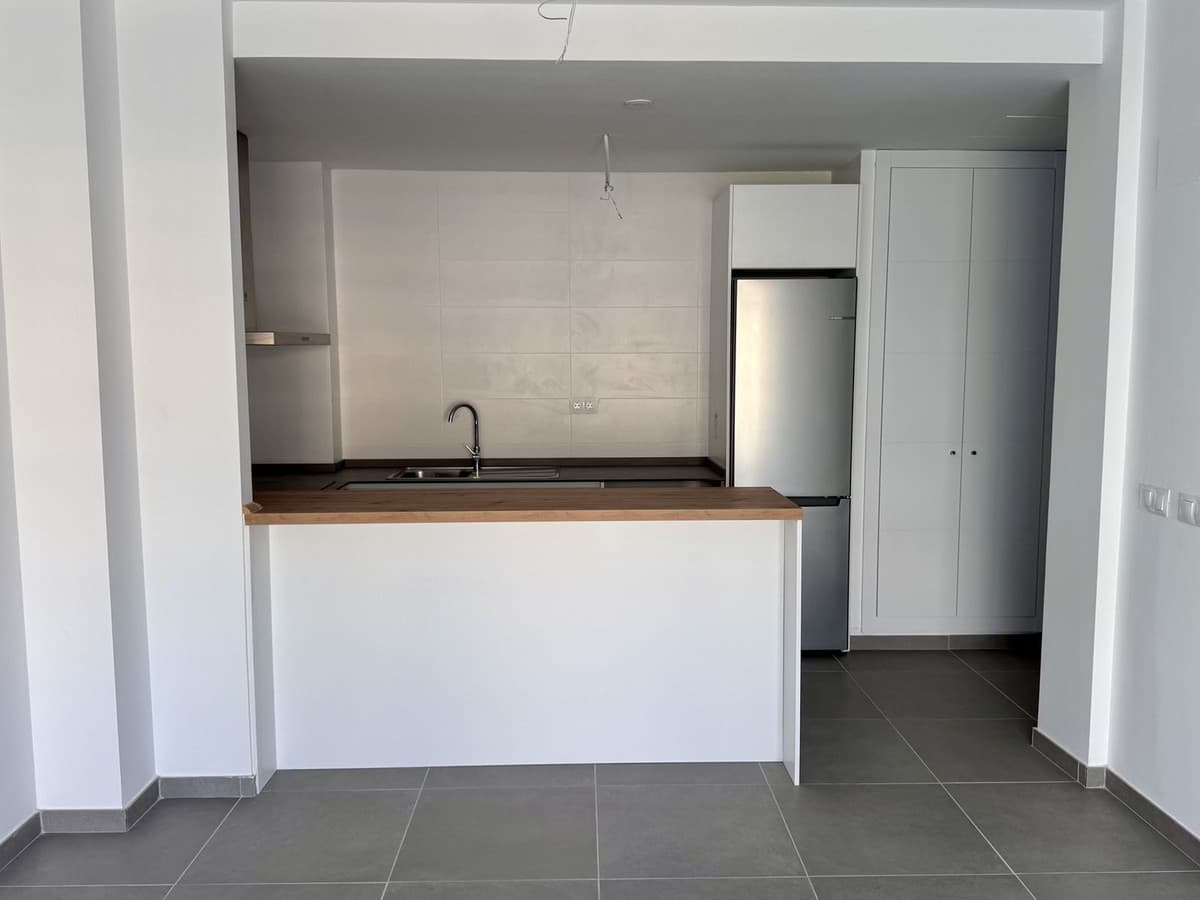 Middle Floor Apartment in Benalmadena Costa — photo 9 of 10