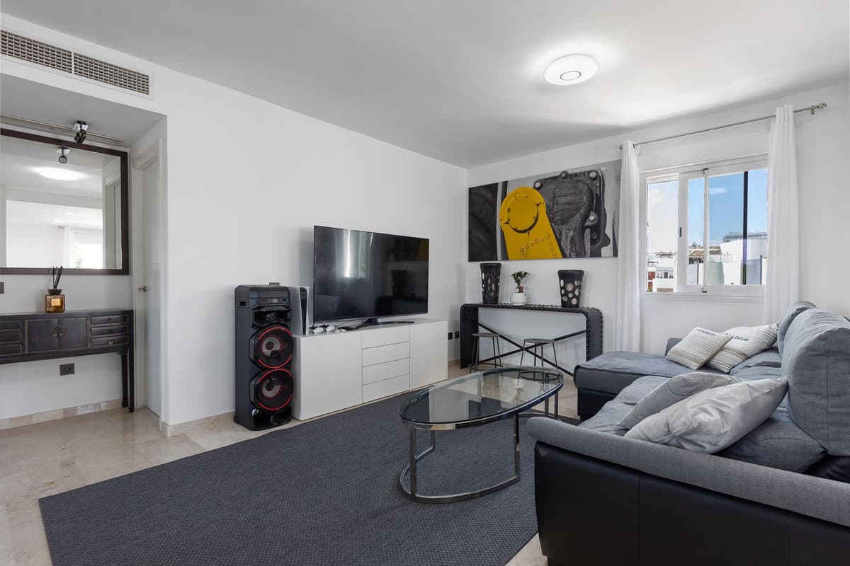 Top Floor Apartment in Torremolinos — photo 9 of 10