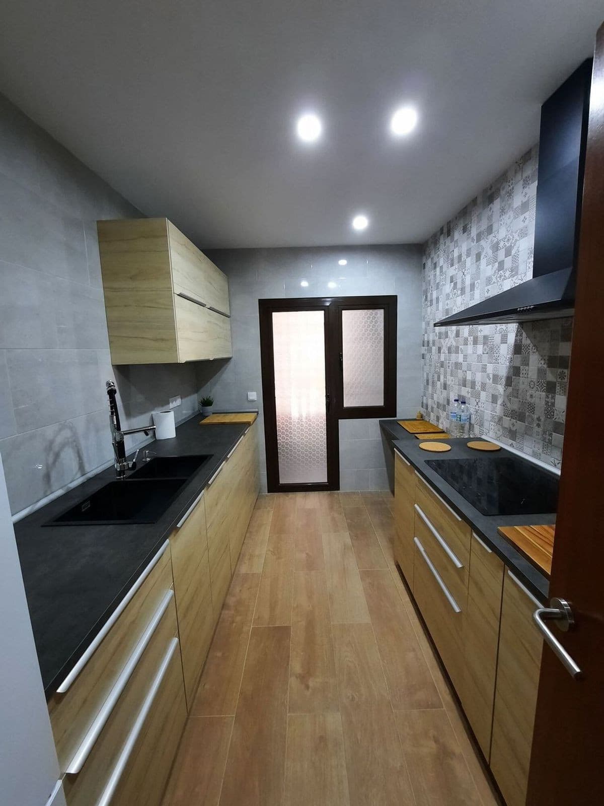 Middle Floor Apartment in Estepona — photo 6 of 10