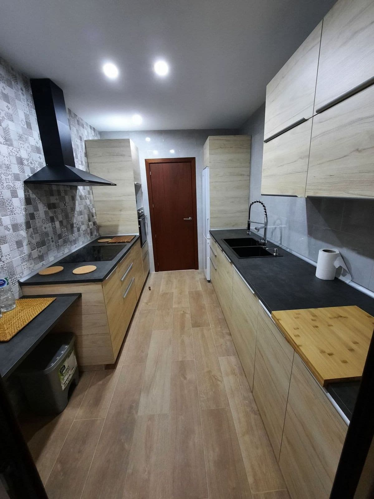 Middle Floor Apartment in Estepona — photo 7 of 10