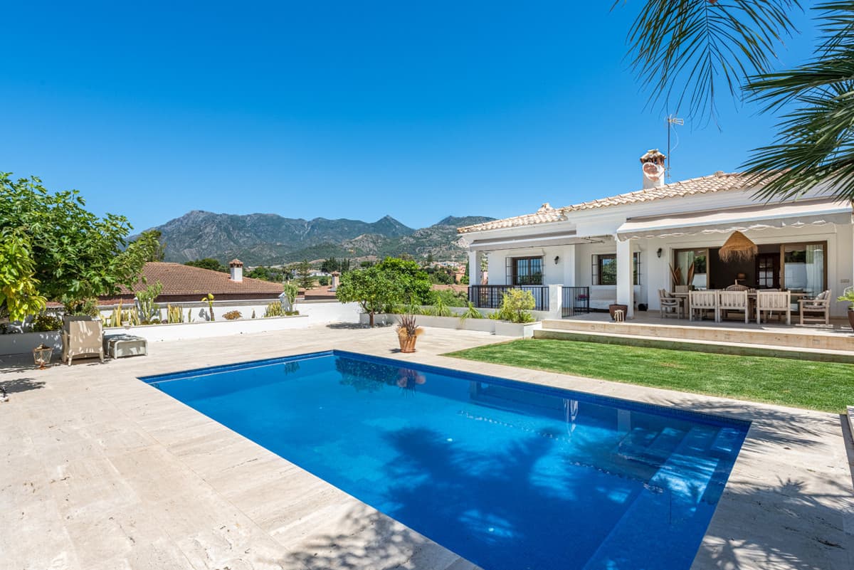 Detached Villa in Marbella — photo 4 of 10