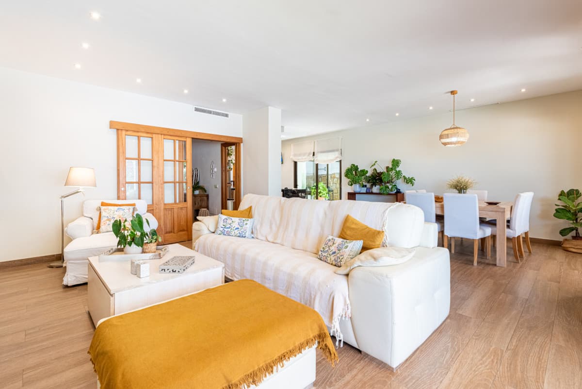 Detached Villa in Marbella — photo 5 of 10