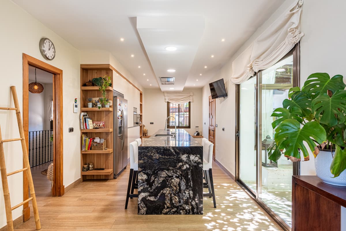 Detached Villa in Marbella — photo 8 of 10