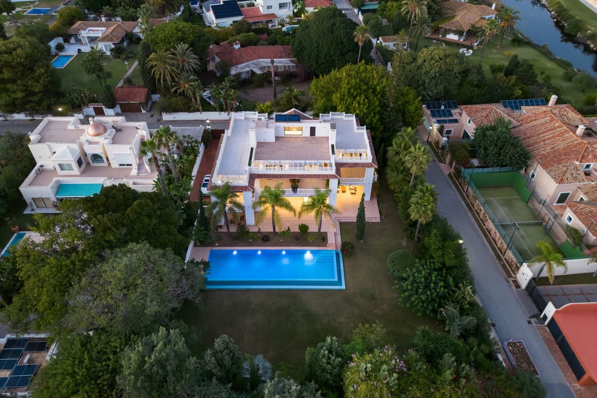 Detached Villa in Estepona — photo 6 of 10