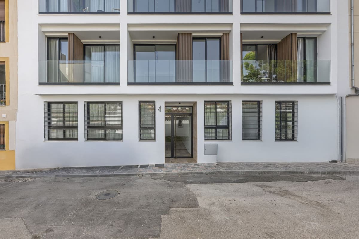 Middle Floor Apartment in Los Boliches — photo 1 of 10