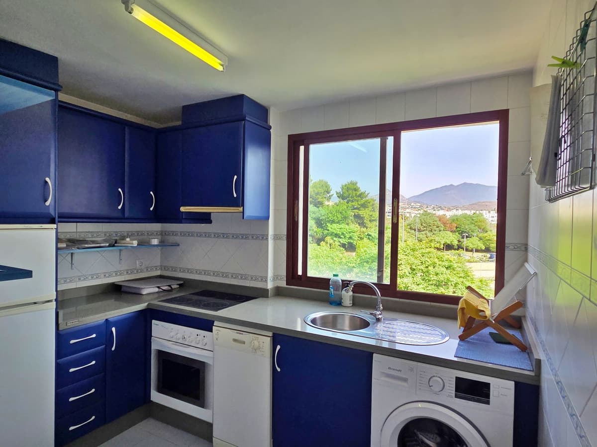 Middle Floor Apartment in Costalita — photo 6 of 10