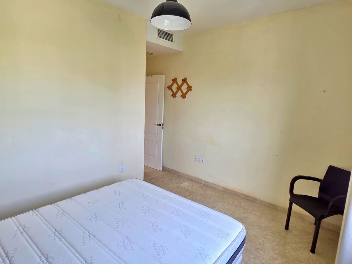 Middle Floor Apartment in Costalita — photo 10 of 10