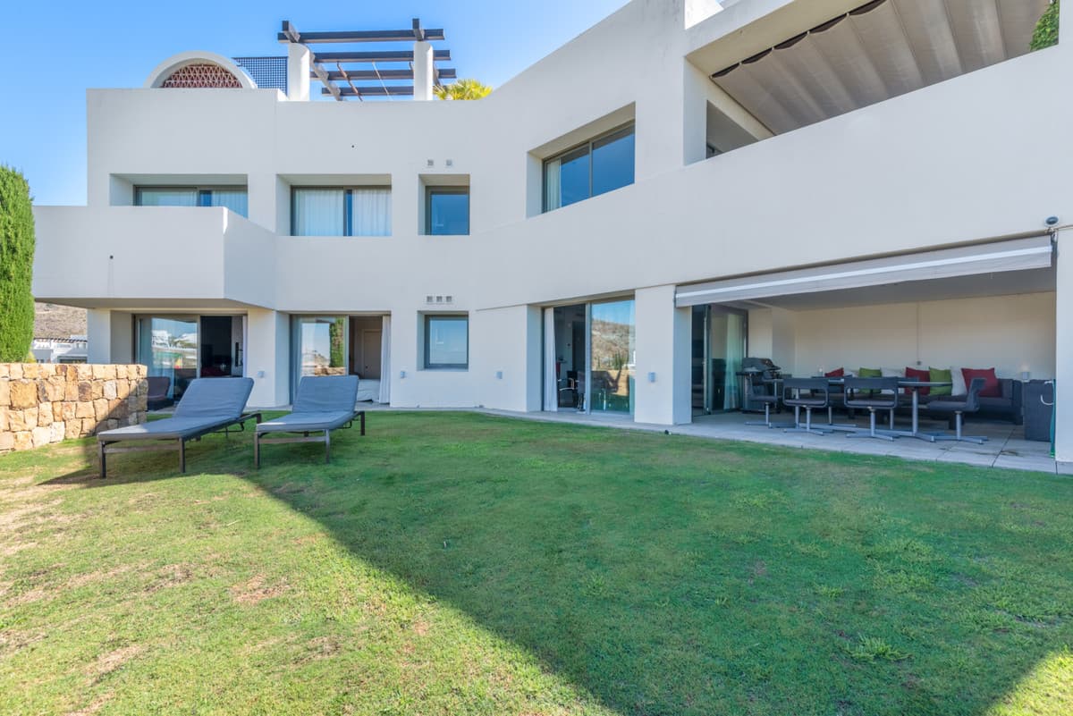 Ground Floor Apartment in Los Flamingos — photo 2 of 10