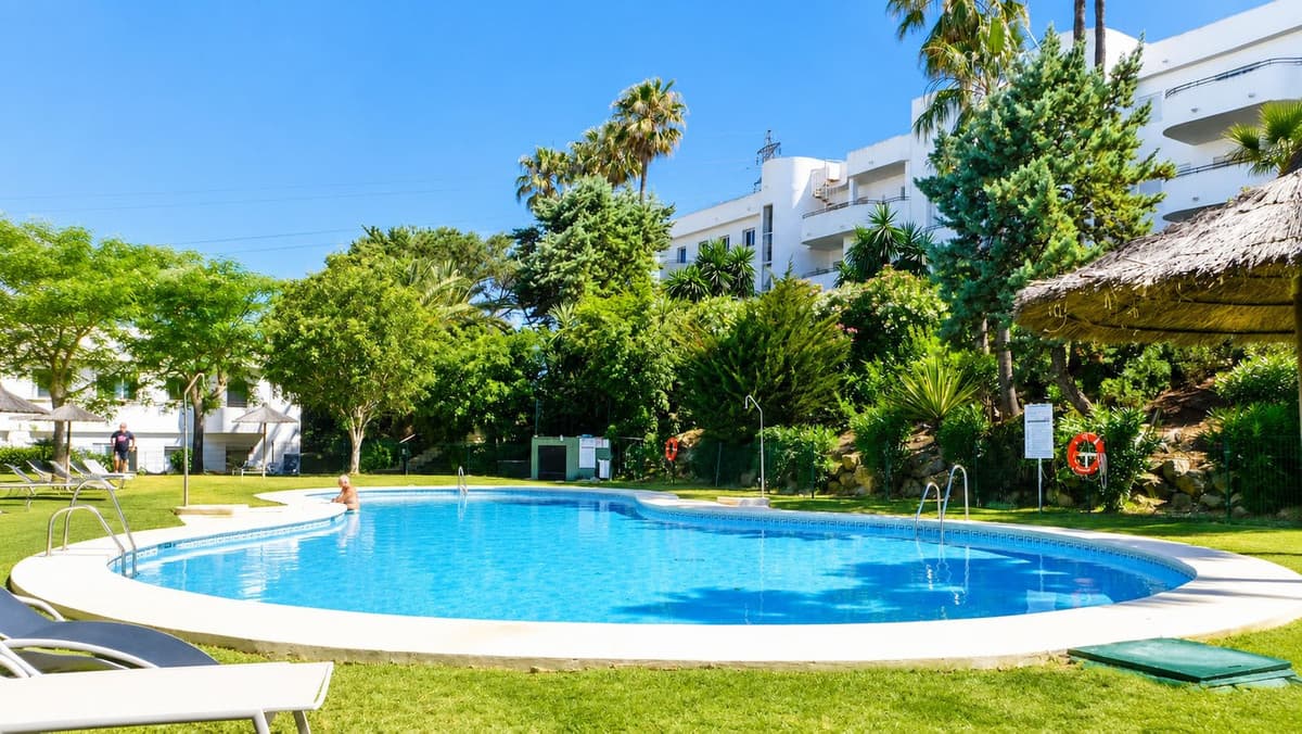 Ground Floor Apartment in Estepona — photo 1 of 10
