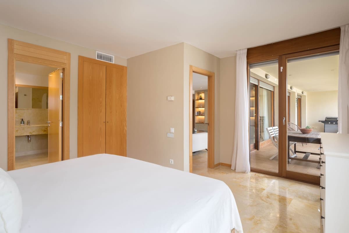Ground Floor Apartment in Altos de los Monteros — photo 4 of 10