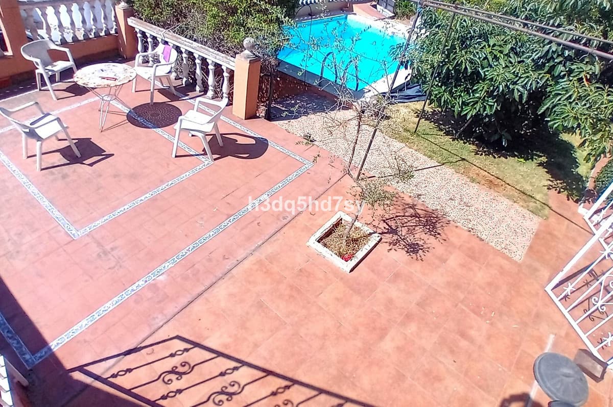 Detached Villa in Calypso — photo 2 of 10