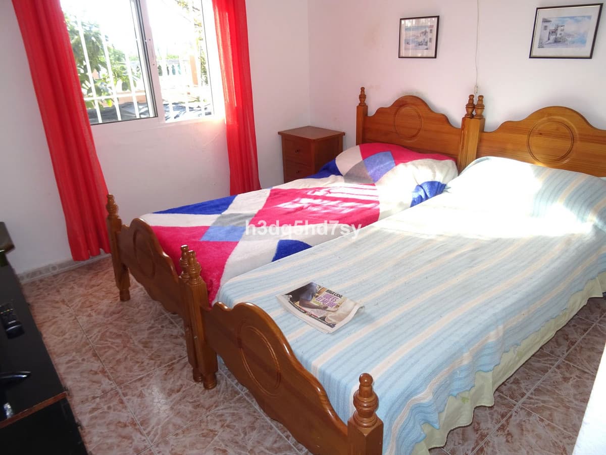 Detached Villa in Calypso — photo 9 of 10