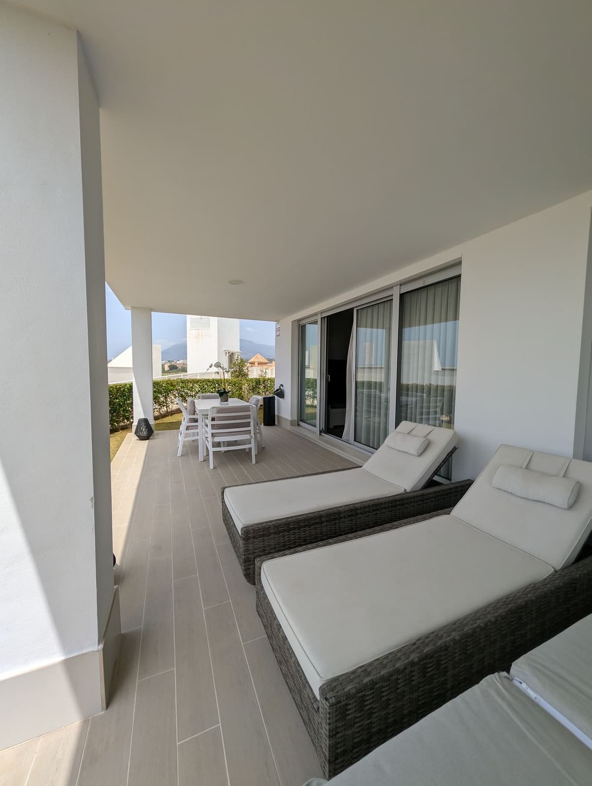Ground Floor Apartment in Estepona — photo 4 of 10