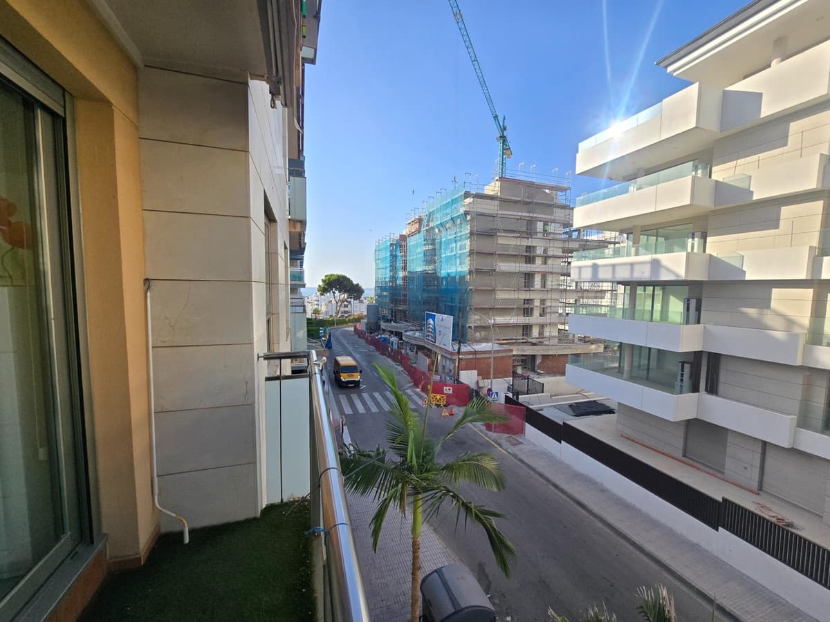 Middle Floor Apartment in Benalmadena — photo 3 of 10
