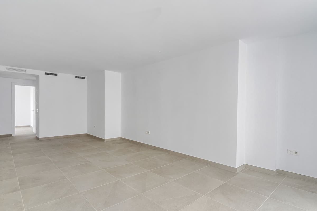 Middle Floor Apartment in La Cala de Mijas — photo 9 of 10
