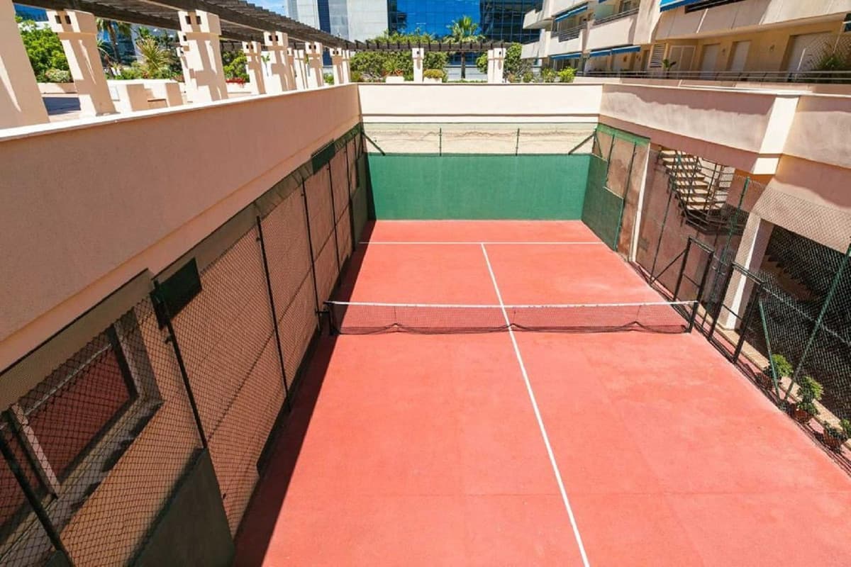 Middle Floor Apartment in Puerto Banús — photo 2 of 6