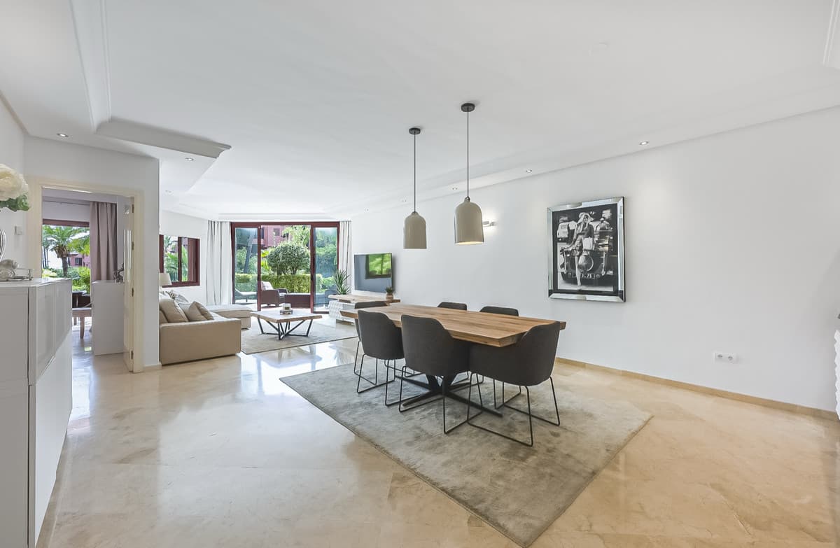 Ground Floor Apartment in Estepona — photo 7 of 10