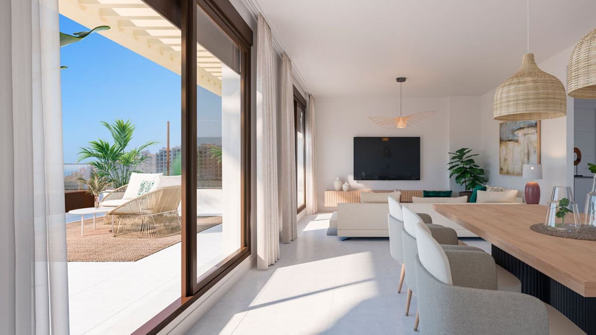 Top Floor Apartment in Estepona — photo 2 of 9