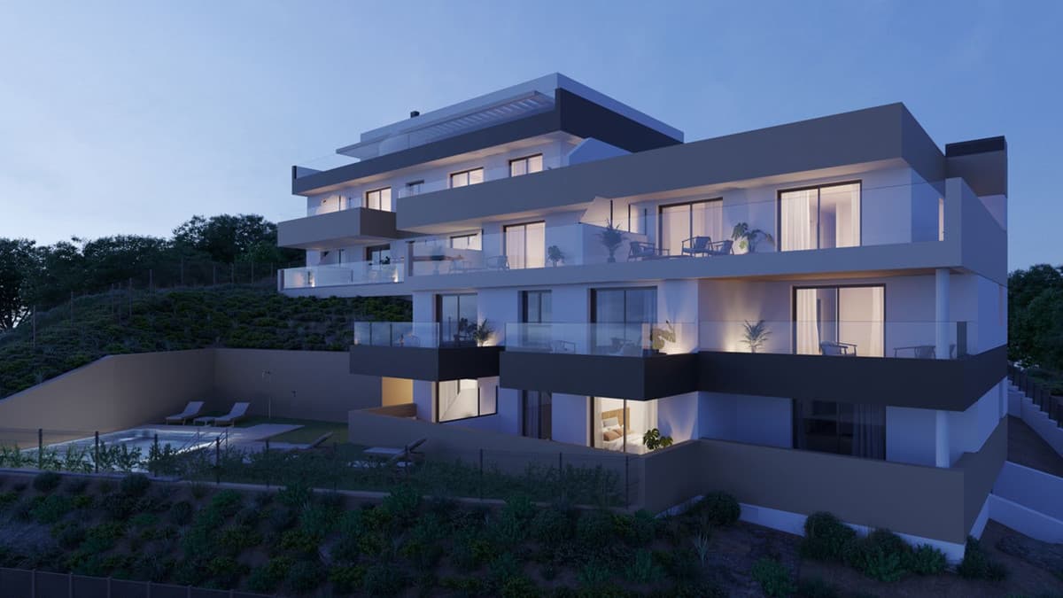 Top Floor Apartment in Estepona — photo 8 of 9