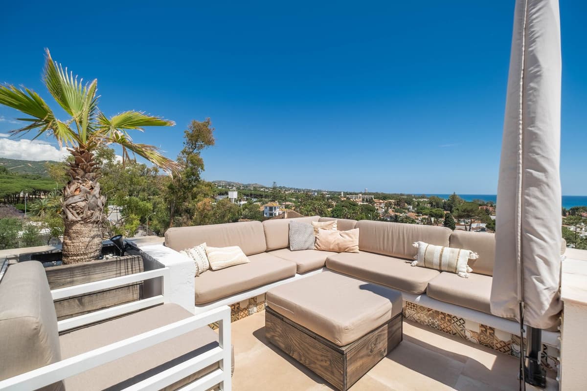 Penthouse Duplex in Costabella — photo 1 of 10