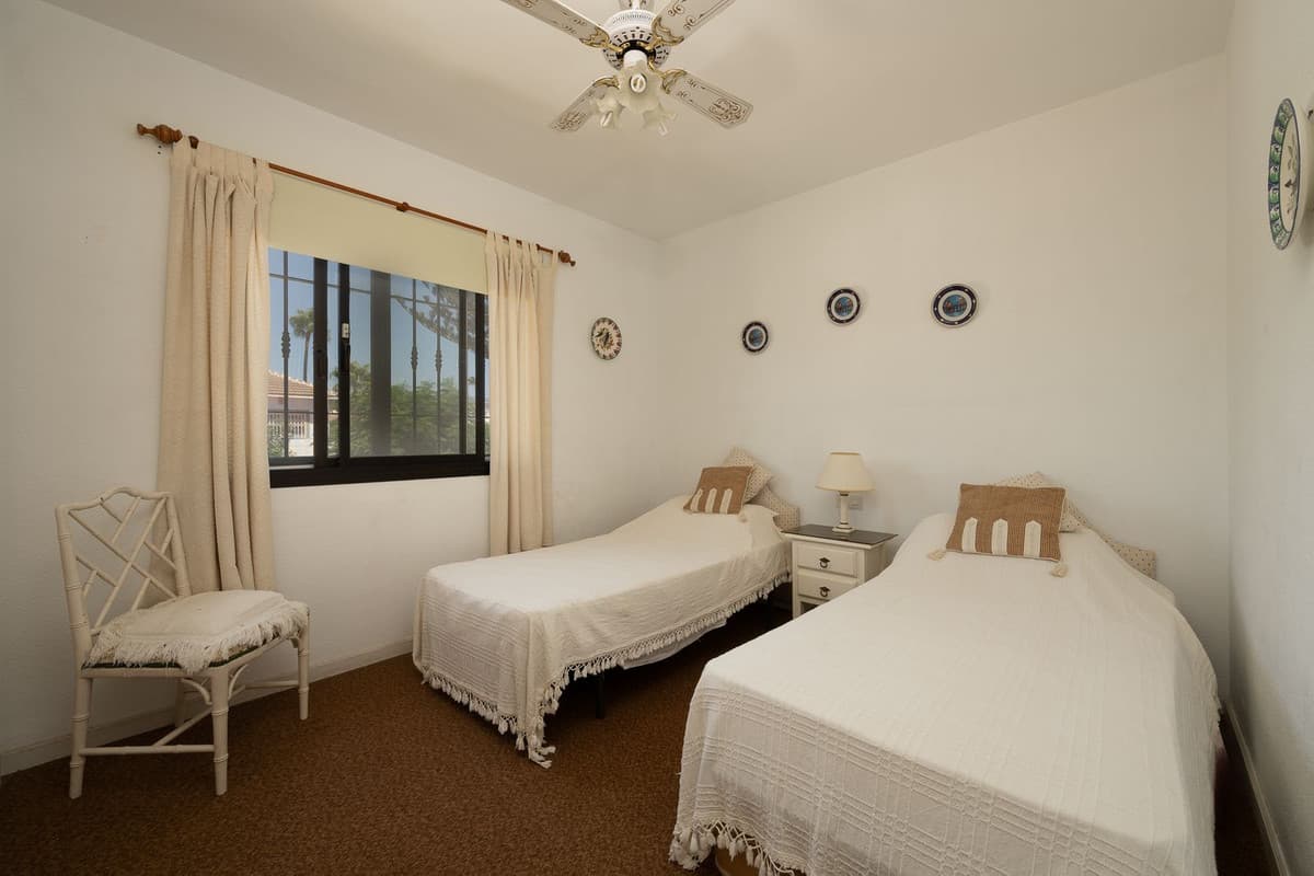 Townhouse in Calahonda — photo 8 of 10