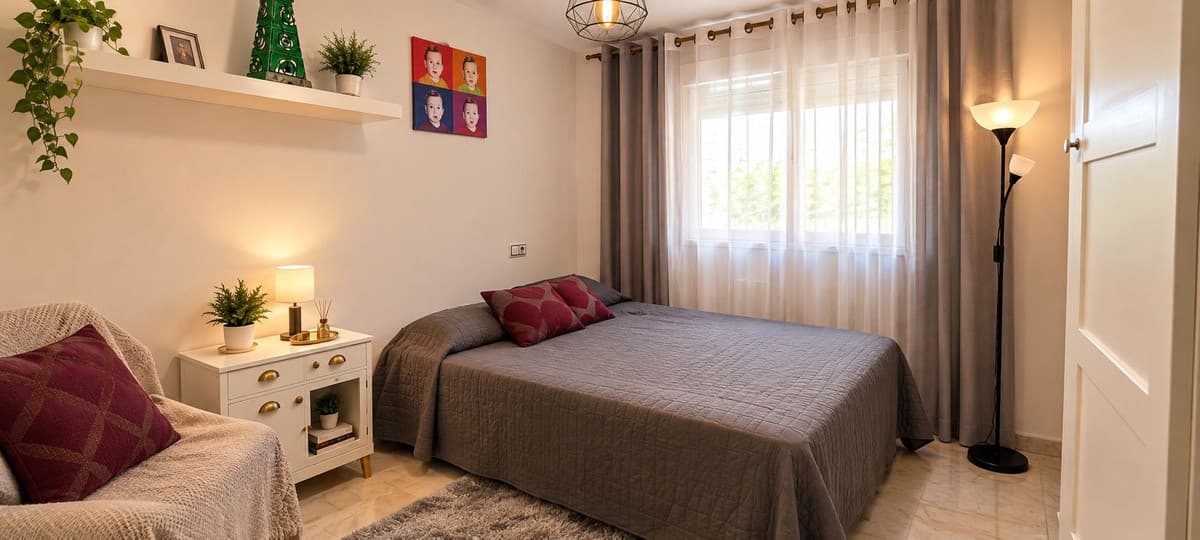 Middle Floor Apartment in Estepona — photo 4 of 10