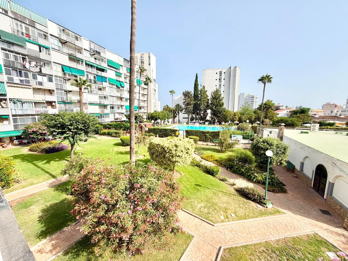 Middle Floor Apartment in Benalmadena — photo 2 of 10