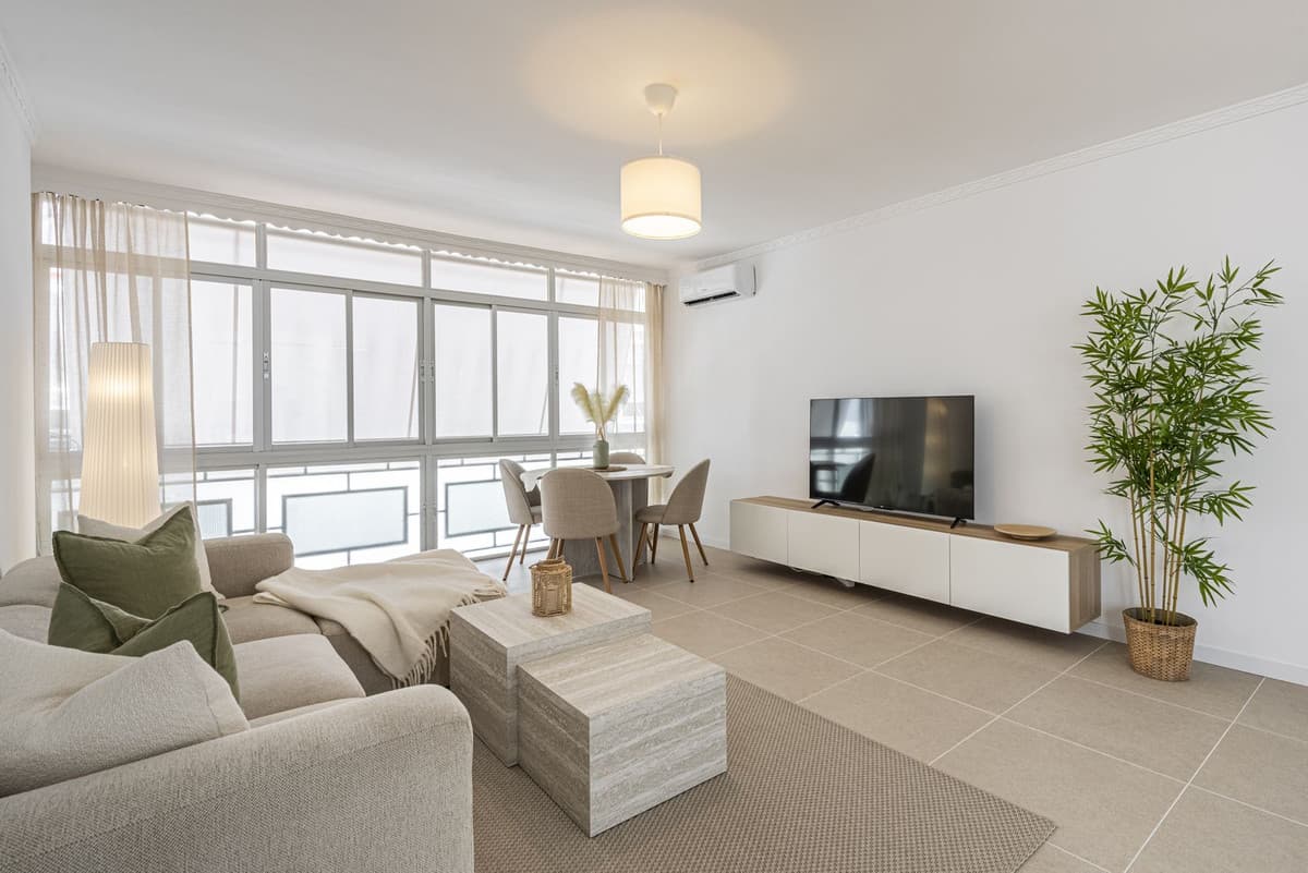 Middle Floor Apartment in Estepona — photo 2 of 10