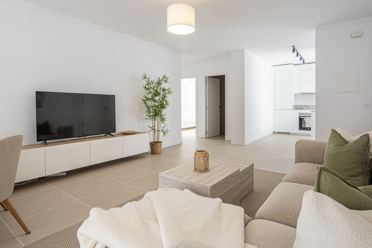 Middle Floor Apartment in Estepona — photo 6 of 10