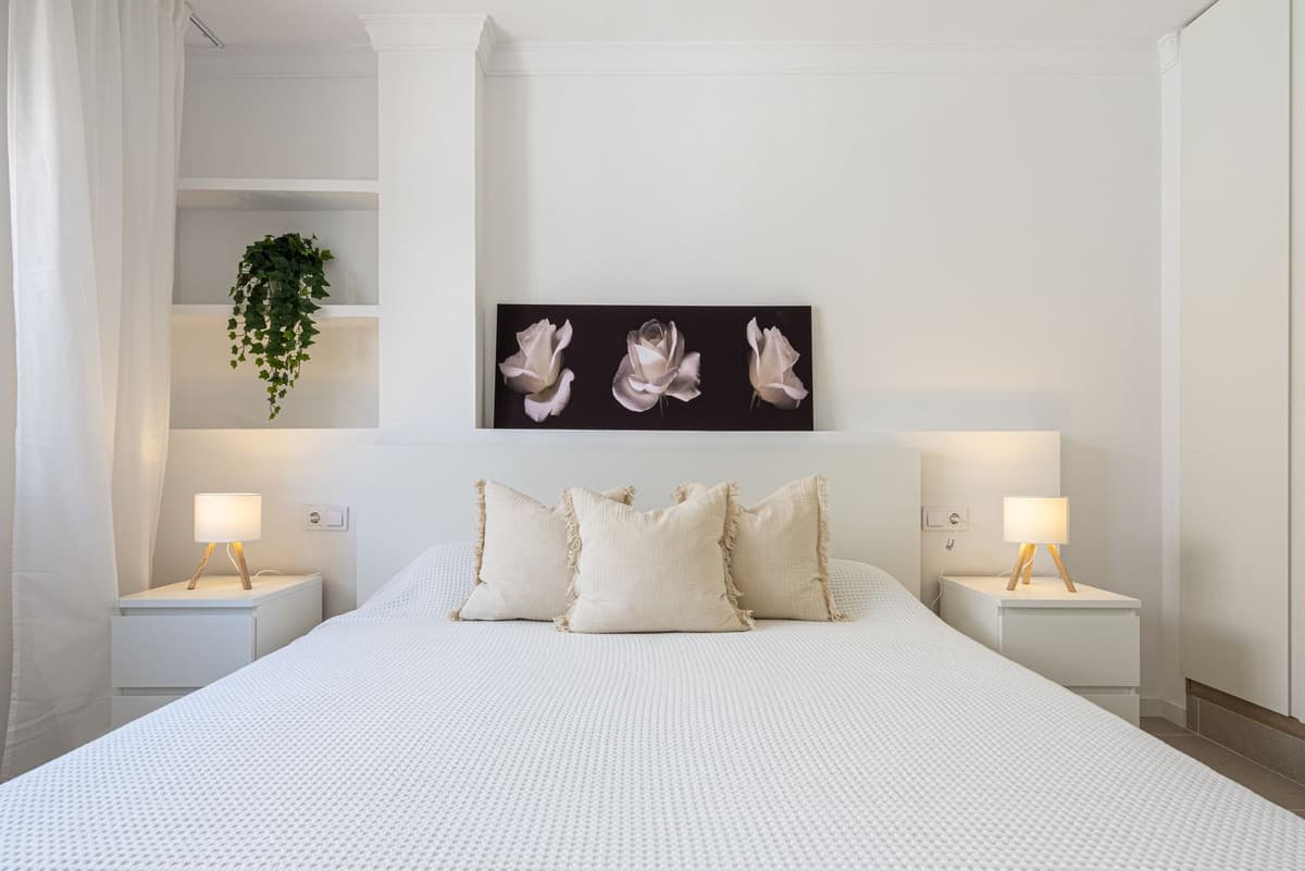 Middle Floor Apartment in Estepona — photo 10 of 10