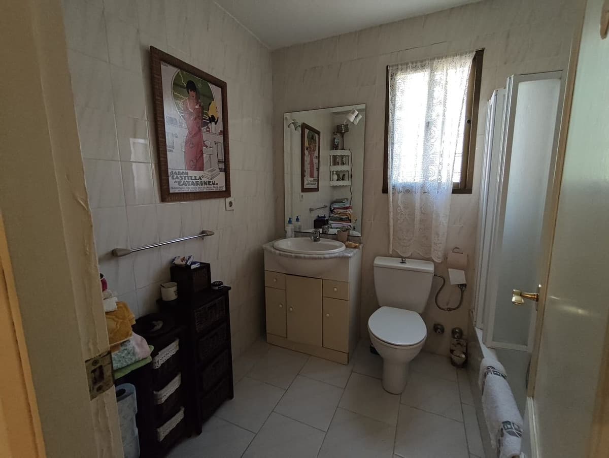 Detached Villa in El Chaparral — photo 3 of 10