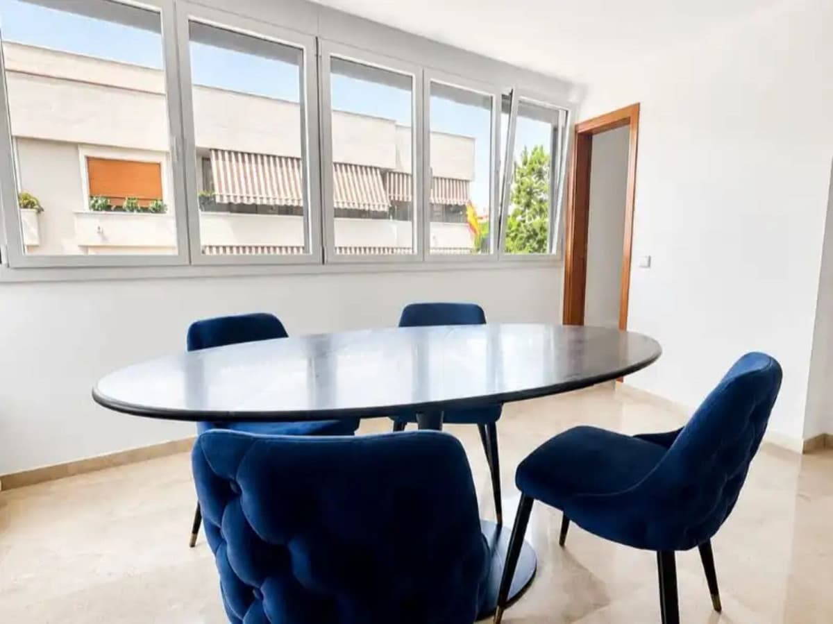 Middle Floor Apartment in Marbella — photo 7 of 10
