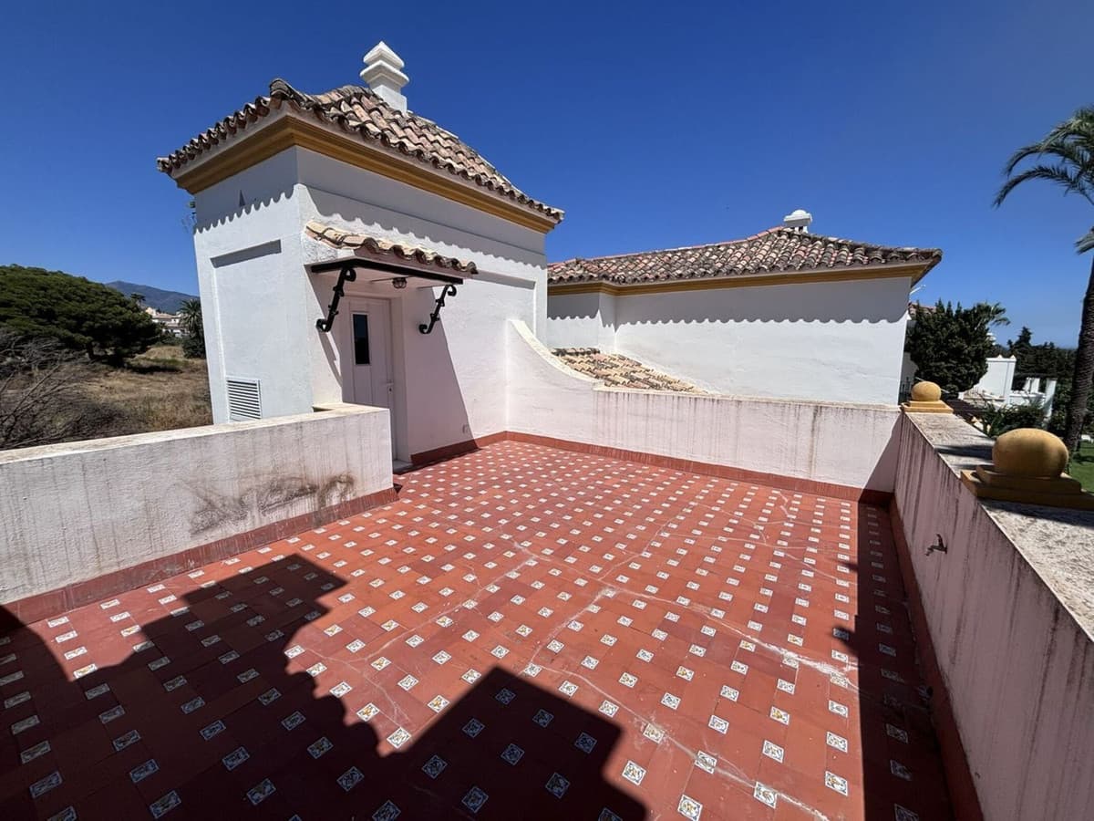 Townhouse in Estepona — photo 8 of 10