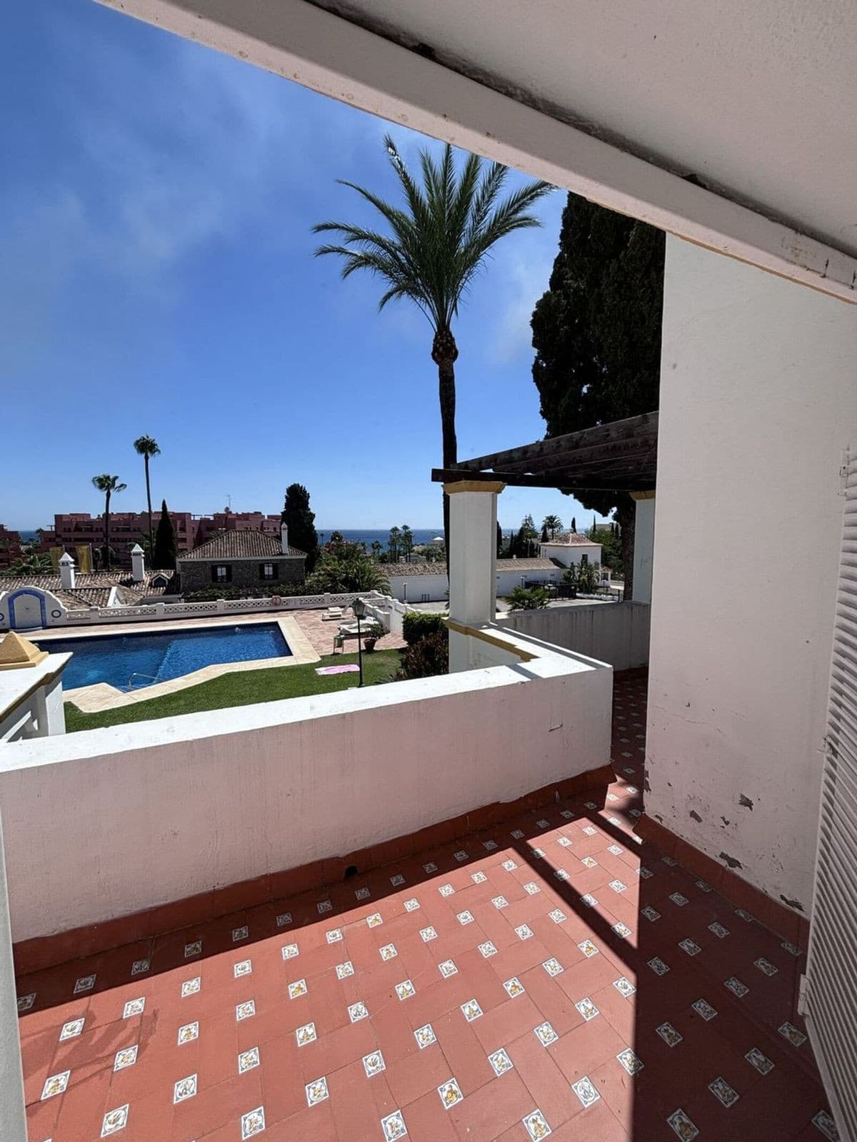 Townhouse in Estepona — photo 10 of 10