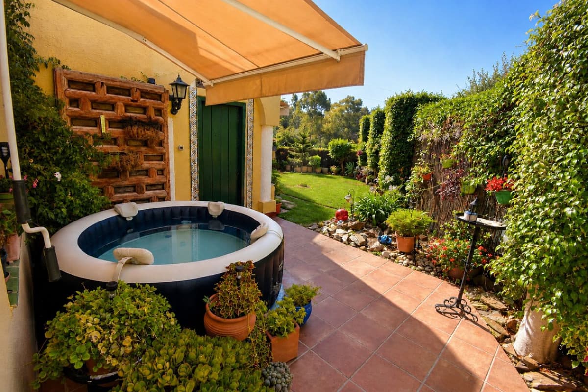 Detached Villa in Marbella — photo 3 of 10