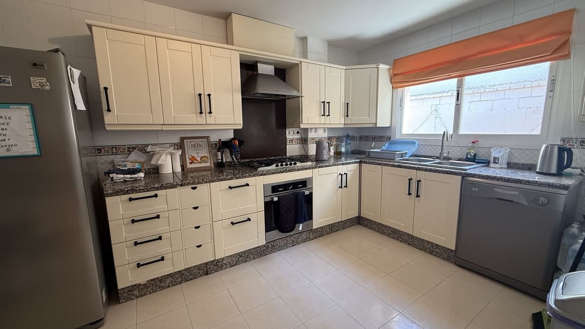 Detached Villa in Coín — photo 6 of 10