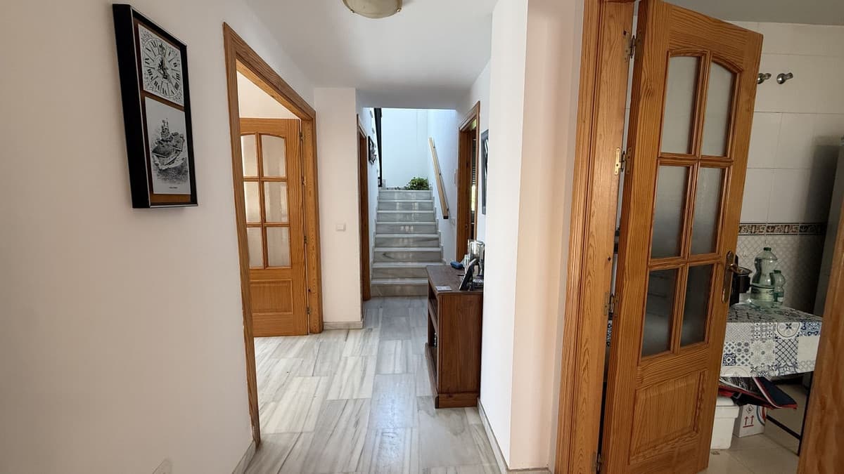 Detached Villa in Coín — photo 7 of 10