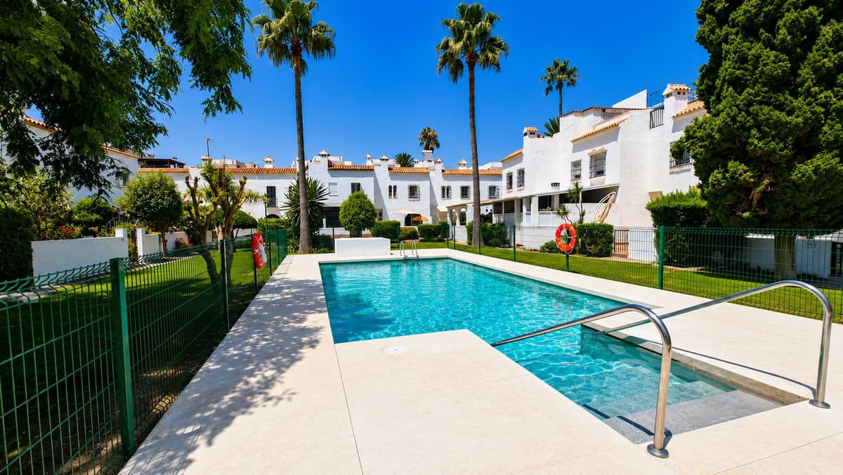 Townhouse in Casares Playa — photo 3 of 10
