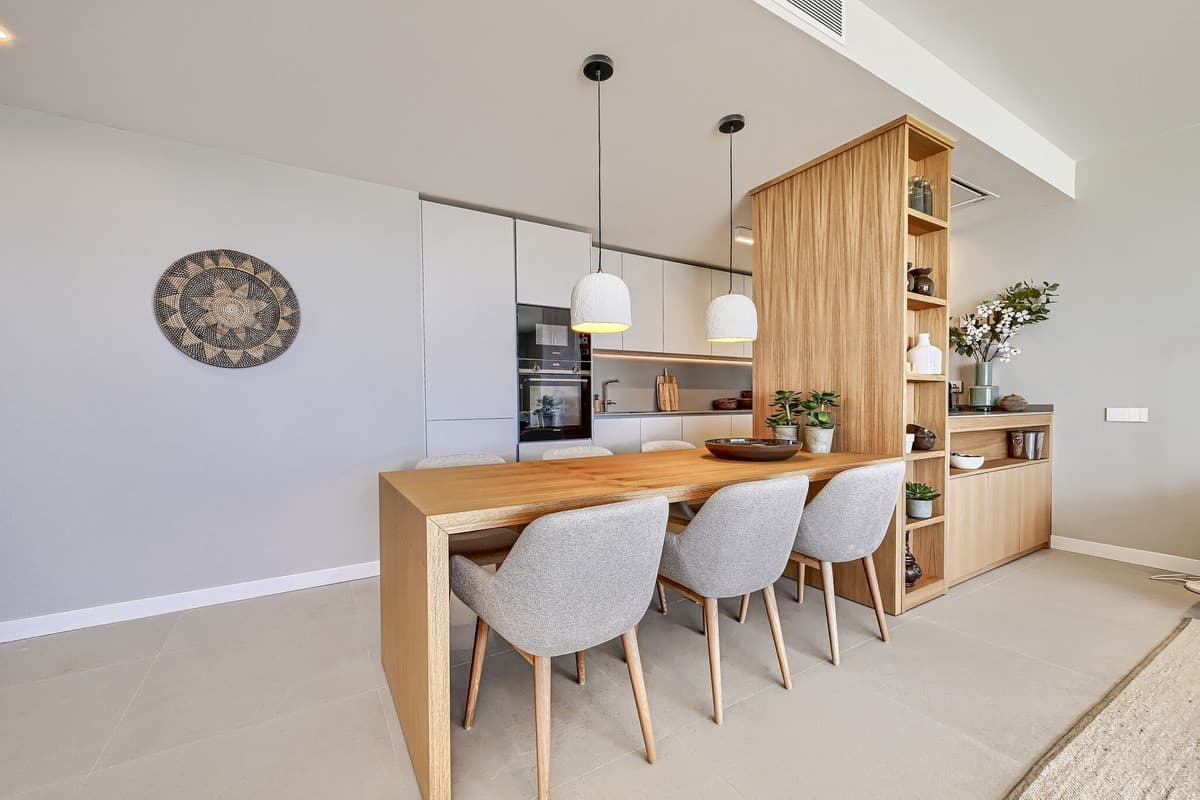 Middle Floor Apartment in Estepona — photo 9 of 10
