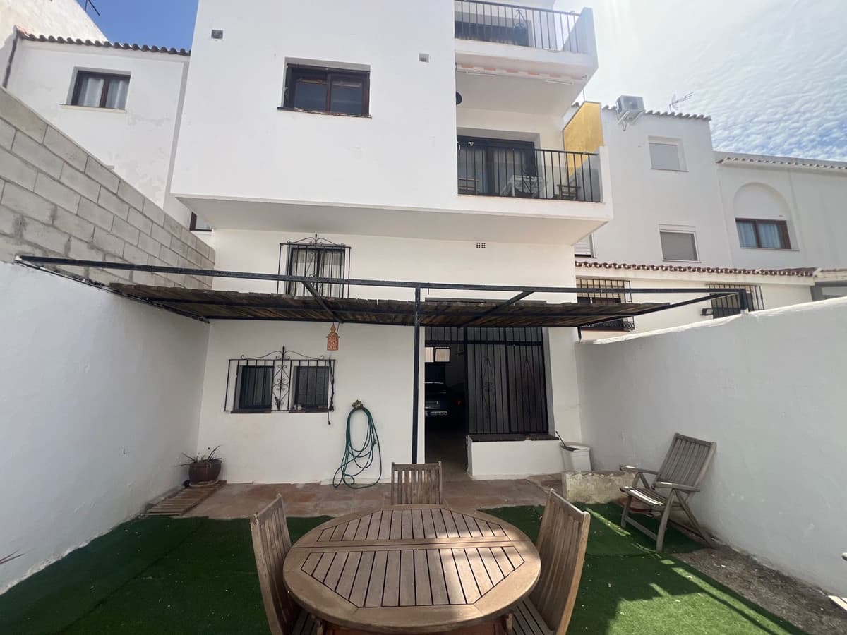 Semi-Detached House in Estepona — photo 8 of 10