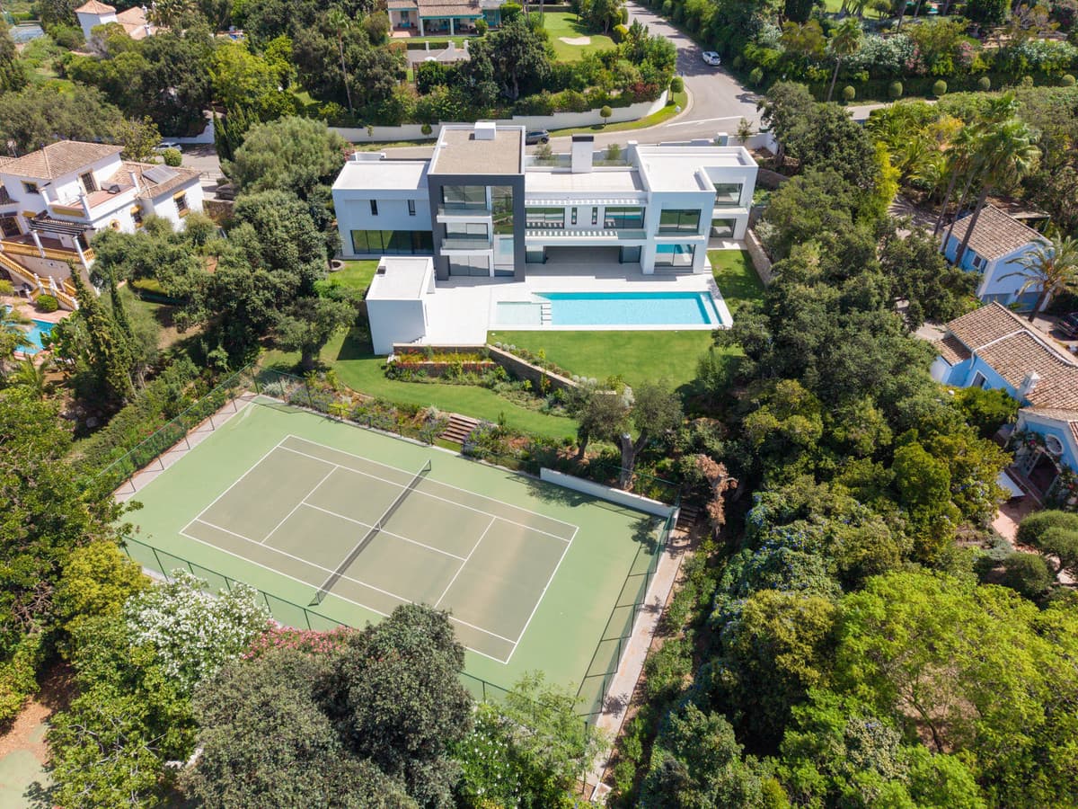 Detached Villa in Sotogrande Alto — photo 2 of 10